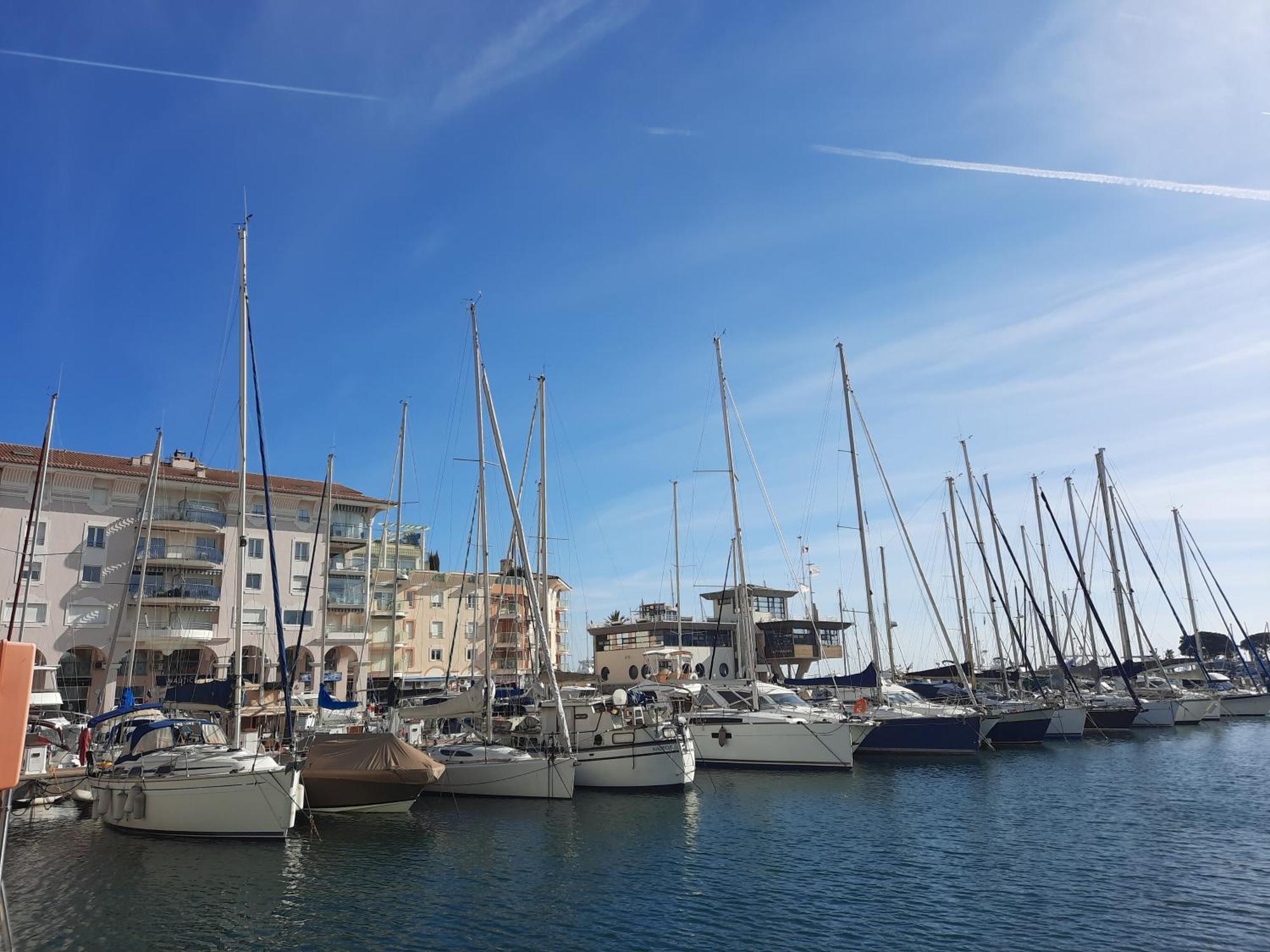 Fréjus Coeur Marina Climatise Terrasse Parking 아파트 외부 사진